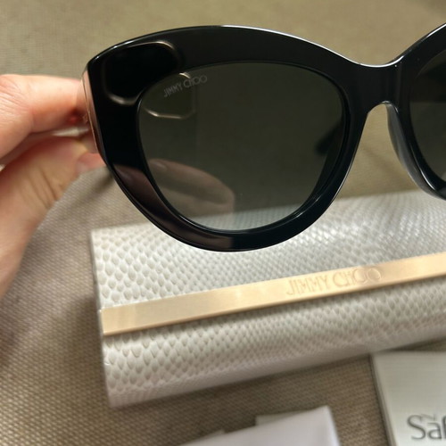 Jimmy Choo black cat-eye sunglasses like new with gold details