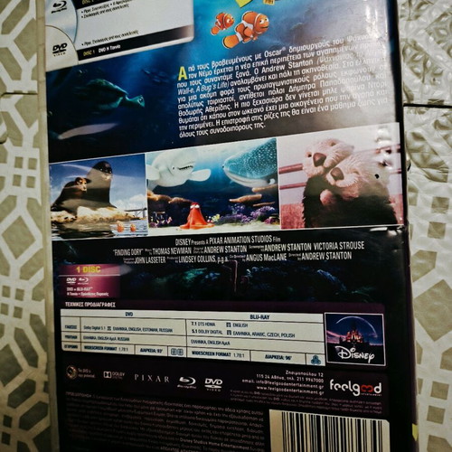 Blu-ray Finding Dory Disney kids movie like new, dubbed