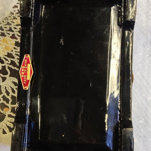 Vintage Chinese Jewelry Box used, black lacquer with brass and mother of pearl
