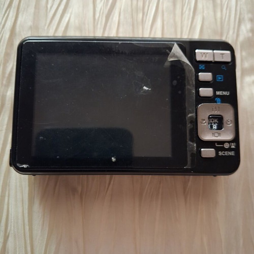 Pentax Optio E65 digital camera used, 8.1mp, non-functional for parts
