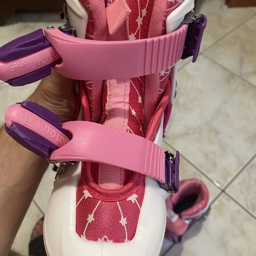 Smj Sport Roller skates used, kids size 26-29 with pads