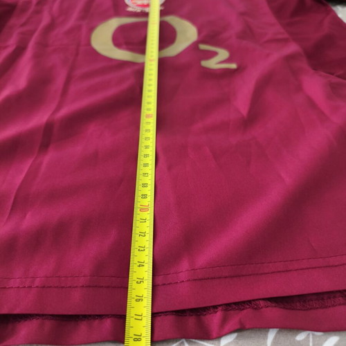 Henry Arsenal 05/06 football jersey, retro and modern