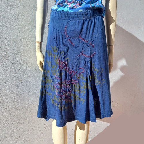 Desigual skirt used in blue colors
