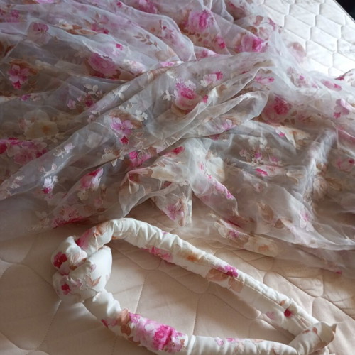 Curtain transparent sheet with pink and beige flowers, like new