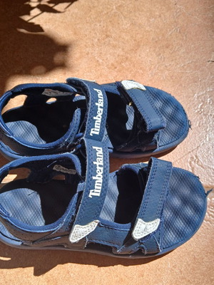 Timberland sandals boy size 29 like new, waterproof summer