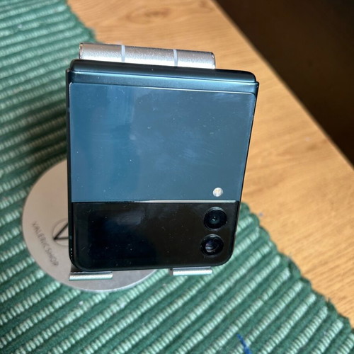 Samsung Galaxy Z Flip 3 used phone with display and sim cover issues