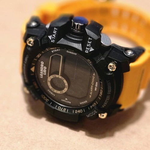 Leonardo Lido digital watch new with orange strap