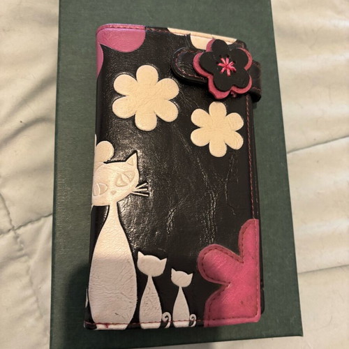 Doca wallet with cat and flower details, like new, black