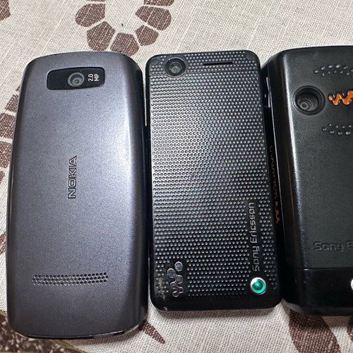 Mobile phones used, pack of 3 pieces