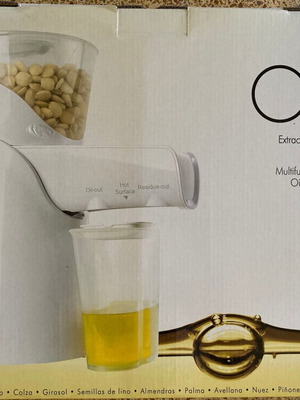 Olix nut oil extraction machine new in box