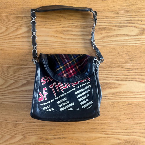 Killah "Sister of Thunder" vintage shoulder bag with chain, 90s Y2K grunge