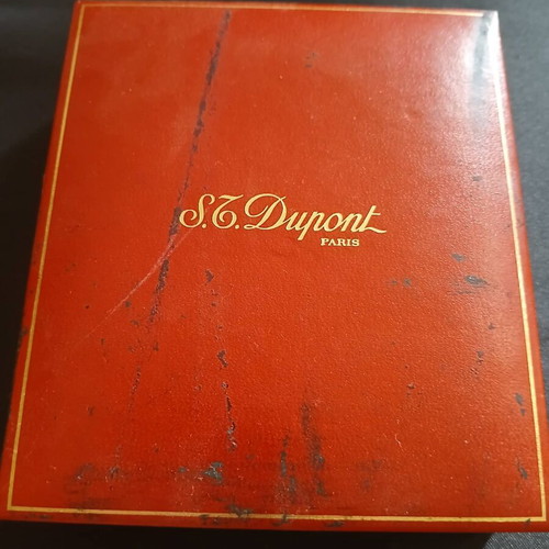 S.T. Dupont Ligne 2 lighter used, yellow gold finish