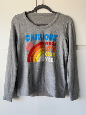 Light sweatshirt with open back like new, gray