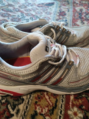 Adidas Response men's running shoes used, size 44.5, gray