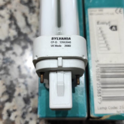 Sylvania Lynx D CFL light bulb 13W, natural white 4000K, new