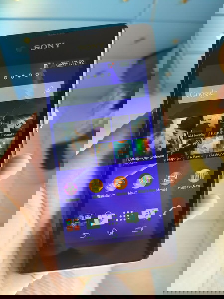 Sony Xperia E3 - Черен Цвят