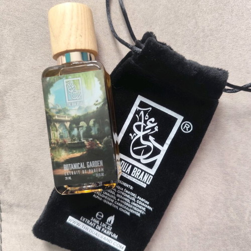 Botanical Garden extrait de parfum like new, unisex fragrance