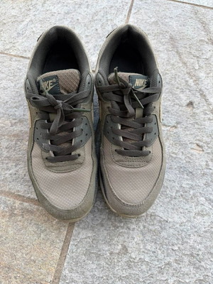 Nike Air Max 90 ανδρικά σαν καινούργια, μέγεθος 42, πράσινα αθλητικά