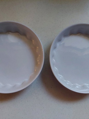 Ikea small tart pans like new, set of 2