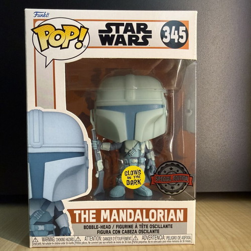 Funko Pop Star Wars The Mandalorian Holo Glow In The Dark 345 Mint