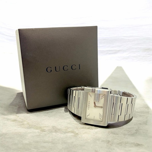 Gucci ανδρικό ρολόι τεράστιο 38x28cm quartz Swiss made σαν καινούργιο