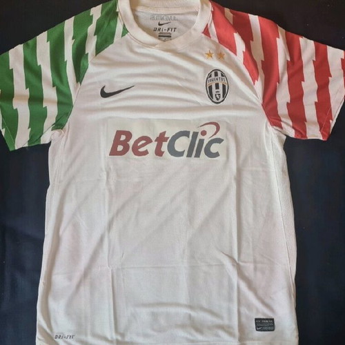 Nike Juventus football jersey collectible retro like new original M size
