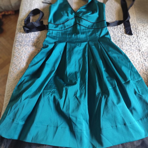 Cocktail dress Steps like new, emerald with black details