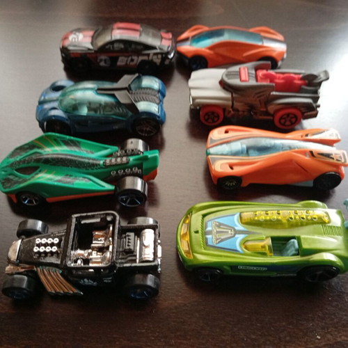 Hot Wheels toy cars pack of 8 like new