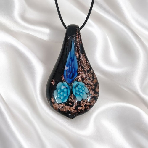 Handmade Murano Glass Necklace with Leather Strap, new