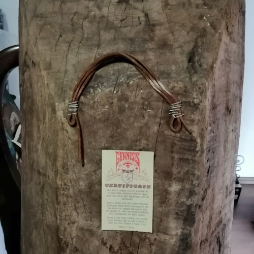 Ιερή εικόνα vintage ζωγραφισμένη σε ξύλινη σκάφη μεταχειρισμένη