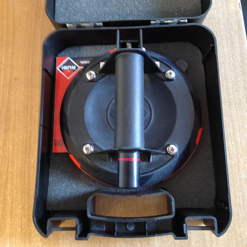 RUBI SC-200 Vacuum Suction Cup New with Manual Pump and Case