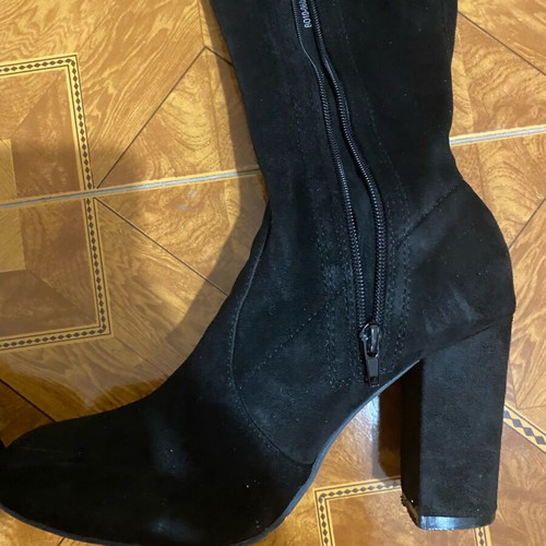 Over the knee boots black like new, suede with laces
