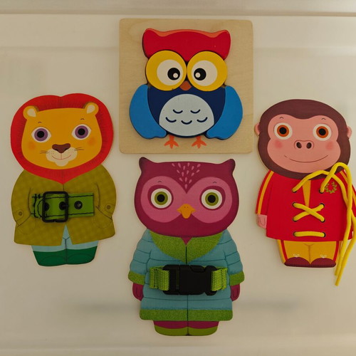 Djeco Educational Toy Learn to Open and Close Clothes like new