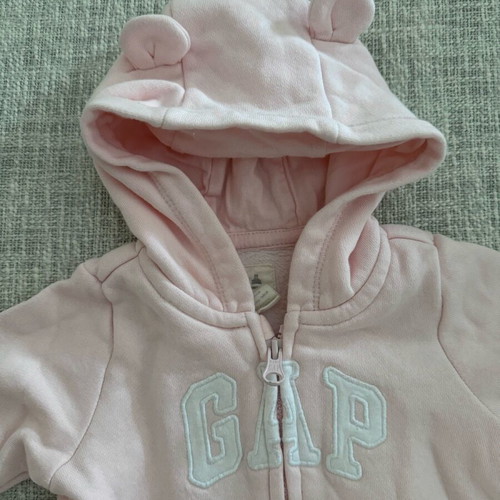 Gap baby jumpsuit 0-3 months like new, pink