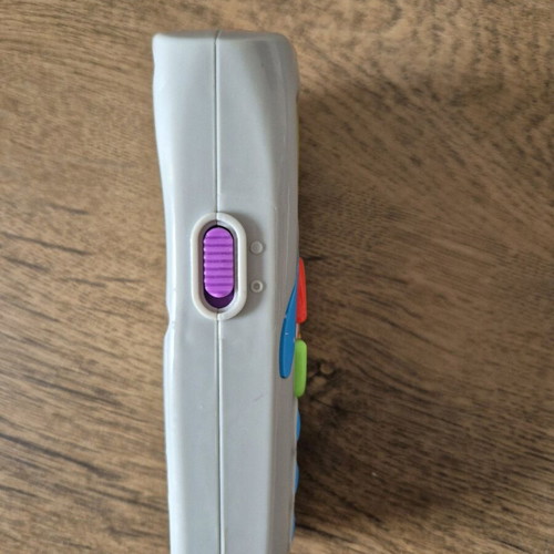 Fisher-Price Play and Learn Educational Remote like new with music and lights
