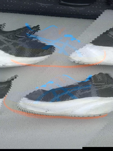 Παιδικό ζευγάρι ASICS νούμερο 28,5 Σε όλα τα παπούτσια ΔΩΡΟ 2ο ζευγάρι ίσης ή μικρότερης αξίας.