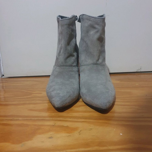 Gray ankle boots used, size 38, worn
