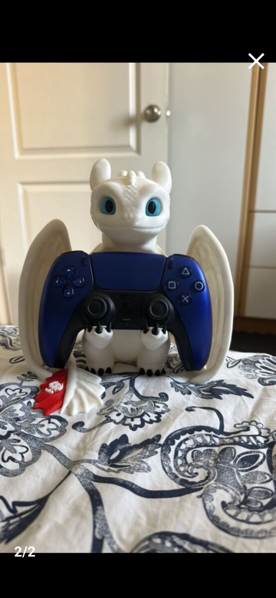 Night Fury PS5 Controller Holders new,… - € 30,00 - Vendora.cy