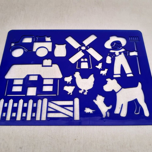 Children's stencils various shapes like new, set of 6 pieces