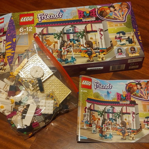 LEGO Friends Andrea's Accessories Store