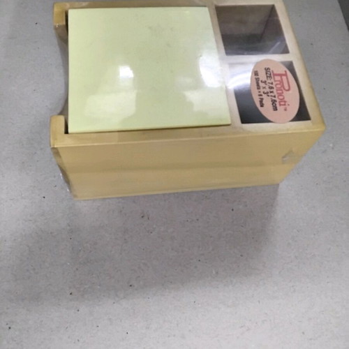Wooden holder for Post-it 76x76 with 2 pencil slots and 600 notes new