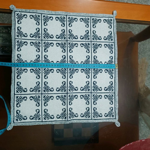 Square Napkin 40x40 new with cross-stitch and lining