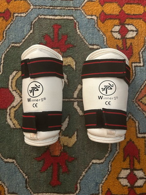 Taekwondo shin guards used in very good condition