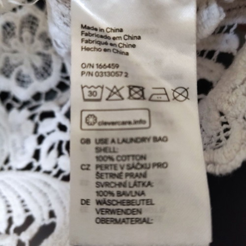 H&M women's blouse like new, size M, white