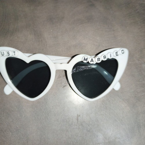 Bride robe size XL and men's and women's Just Married glasses like new