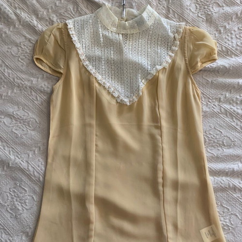 Vinegar see-through blouse with lace like new, beige