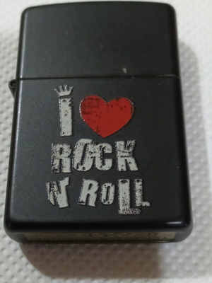 Zippo αναπτήρας με λογότυπο I Love Rock N Roll σαν καινούργιο συλλεκτικός