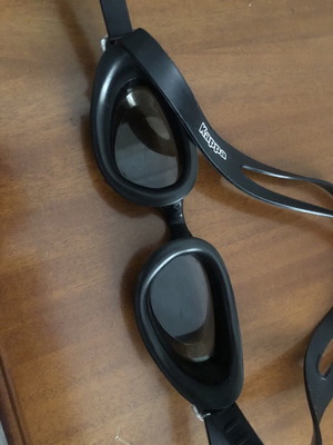 Kappa swimming goggles used
