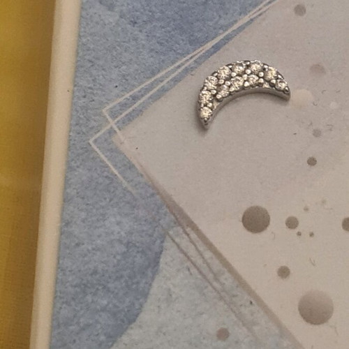 Silver moon-shaped earrings new with stones