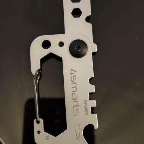 4smarts Multi Tool Keychain new, carabiner